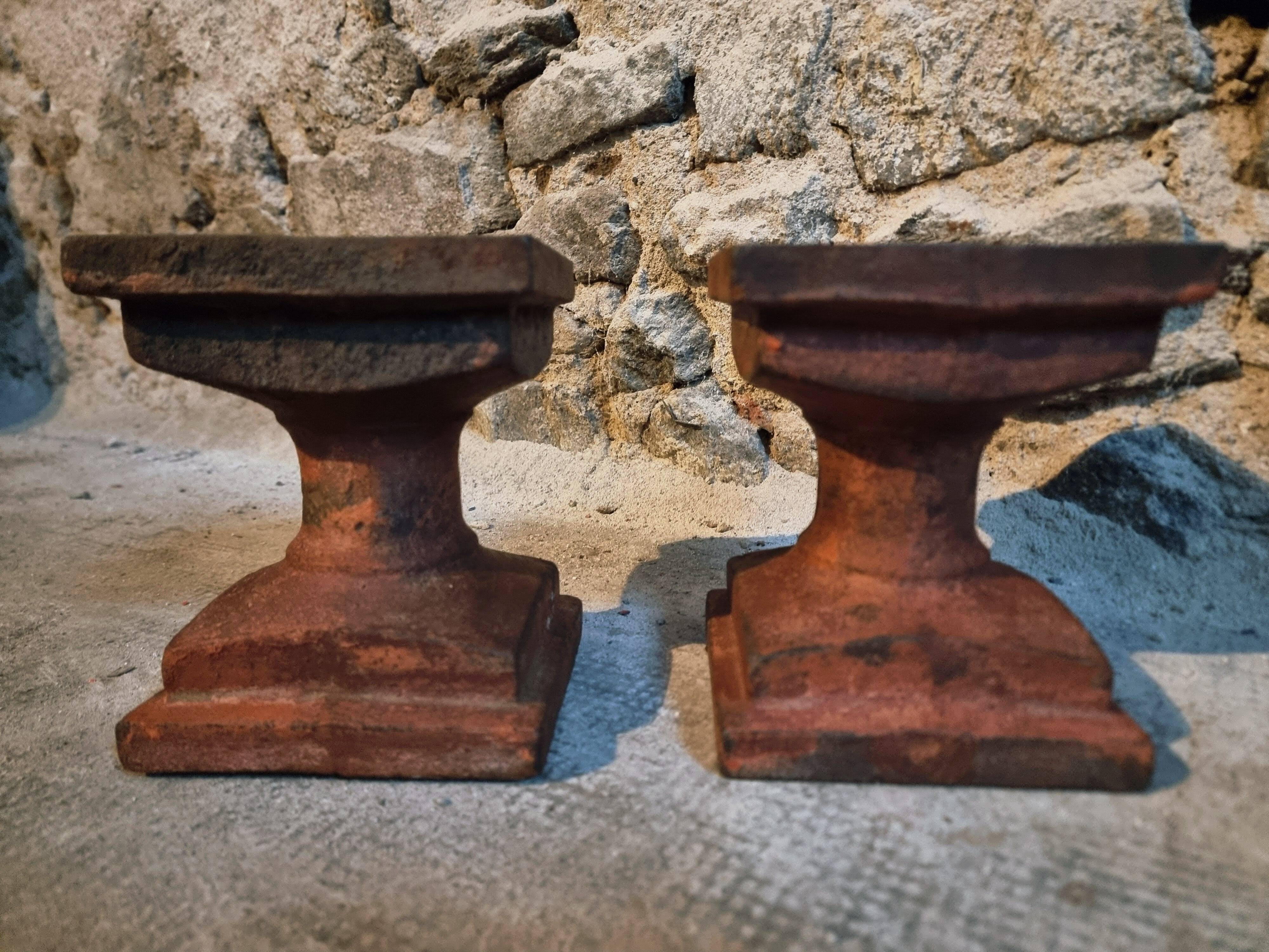 Pair of antique cast iron architectural bases (late 19th - early 20th century)