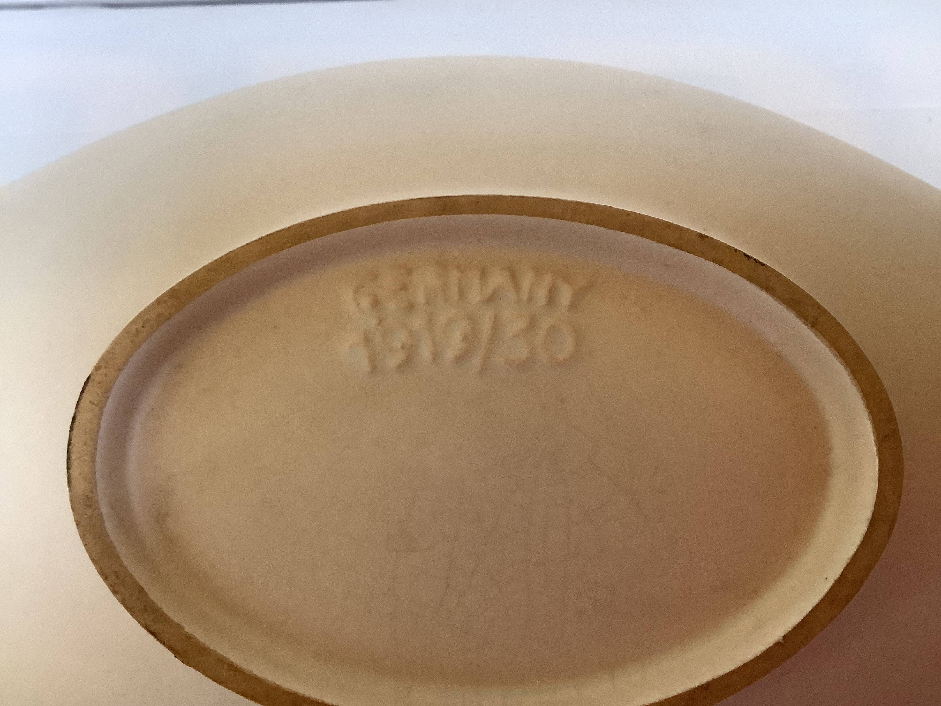 Ethnic Germany patterned pocket emptier