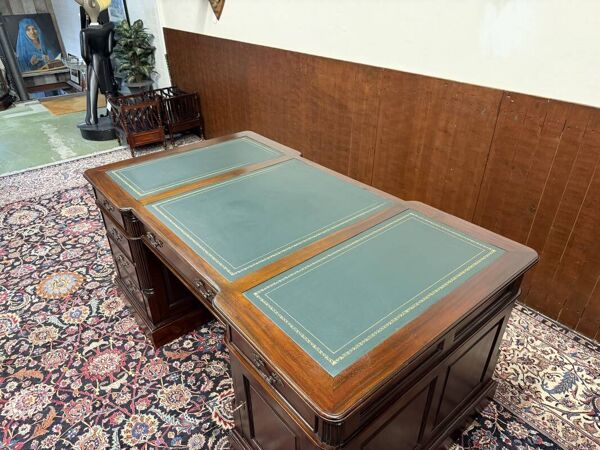 Bureau Partenaire Anglais Classique