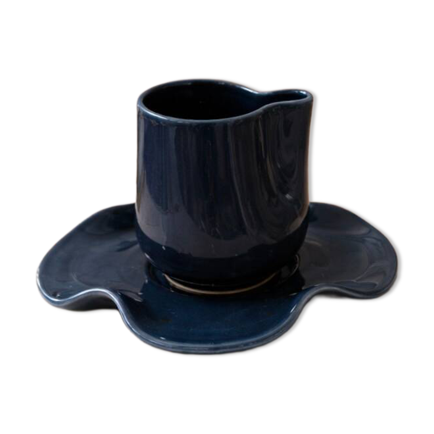 Set of wavy ceramic cup and saucer - petrol blue