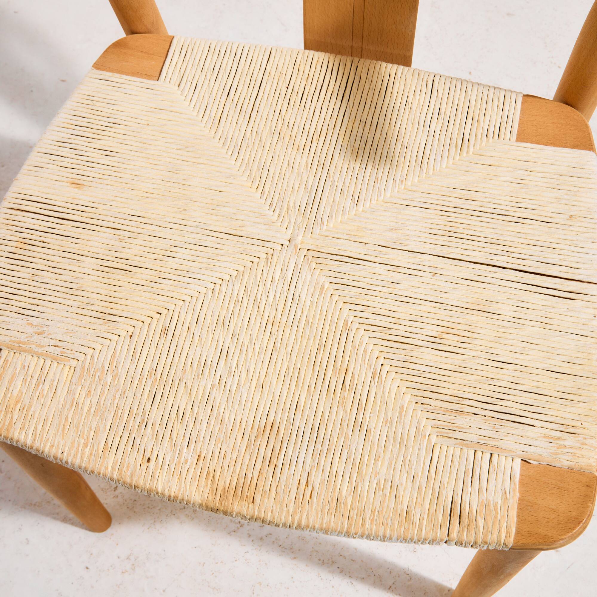 MK10689 Chaise de salle à manger en hêtre