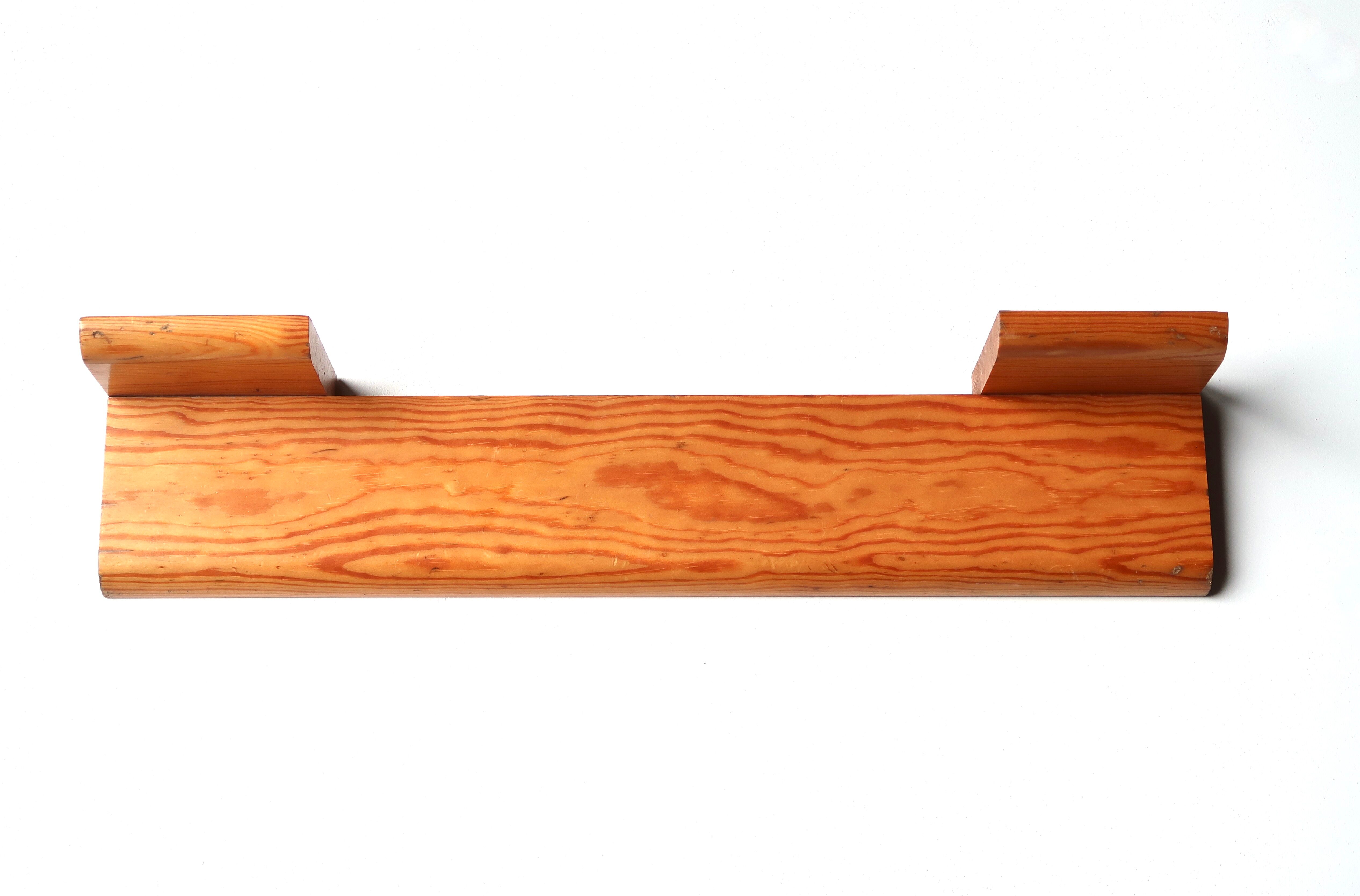 Etagère en bois blond, années 70