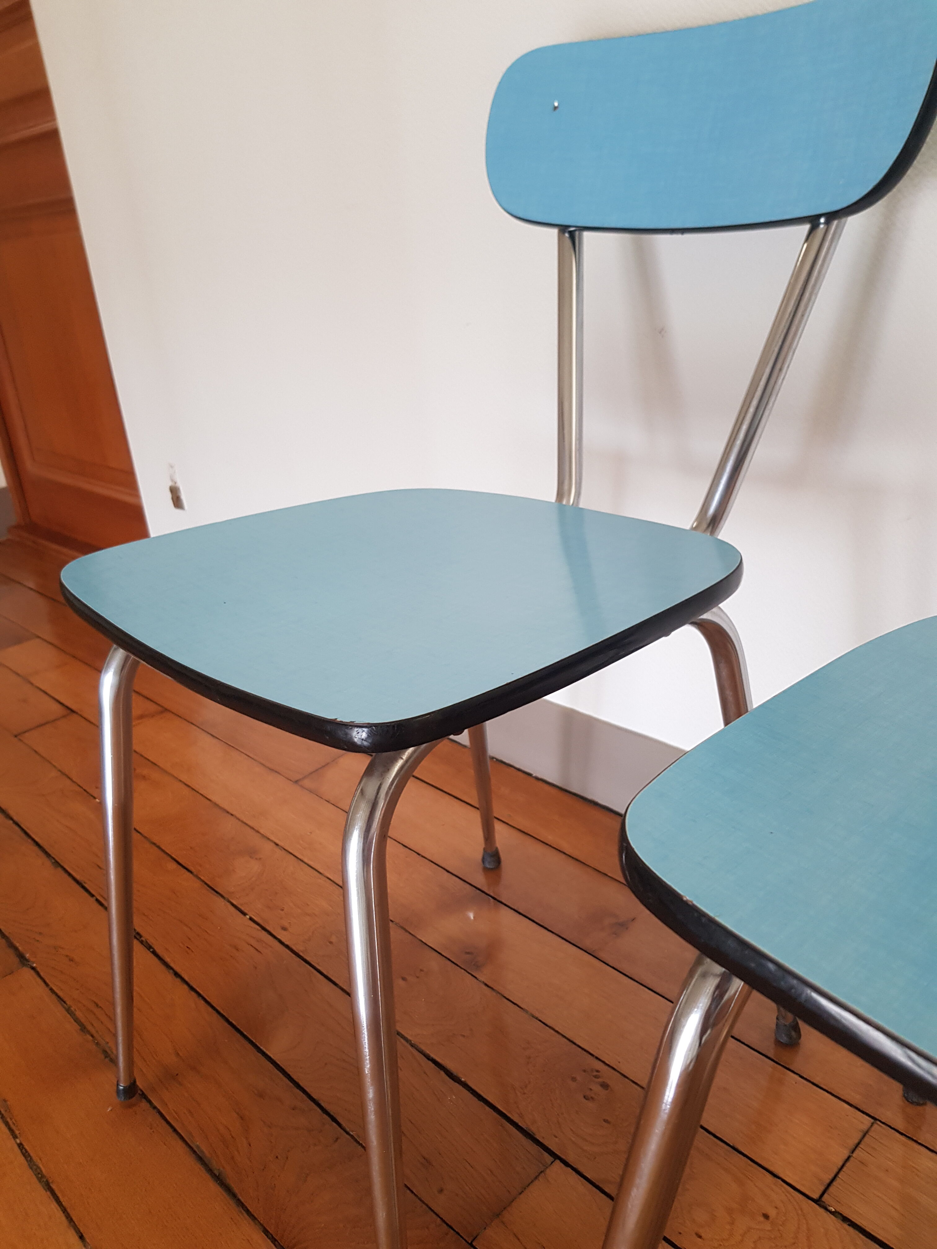 Lot of 2 Peugeot formica chairs