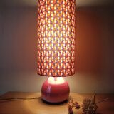 Duo lamp with raspberry ceramic base and vintage print lampshade
