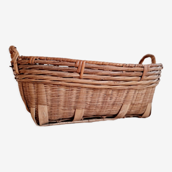 Old rattan basket or basket