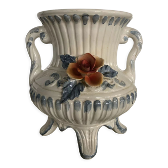 Italian ceramic pot cache flower pattern