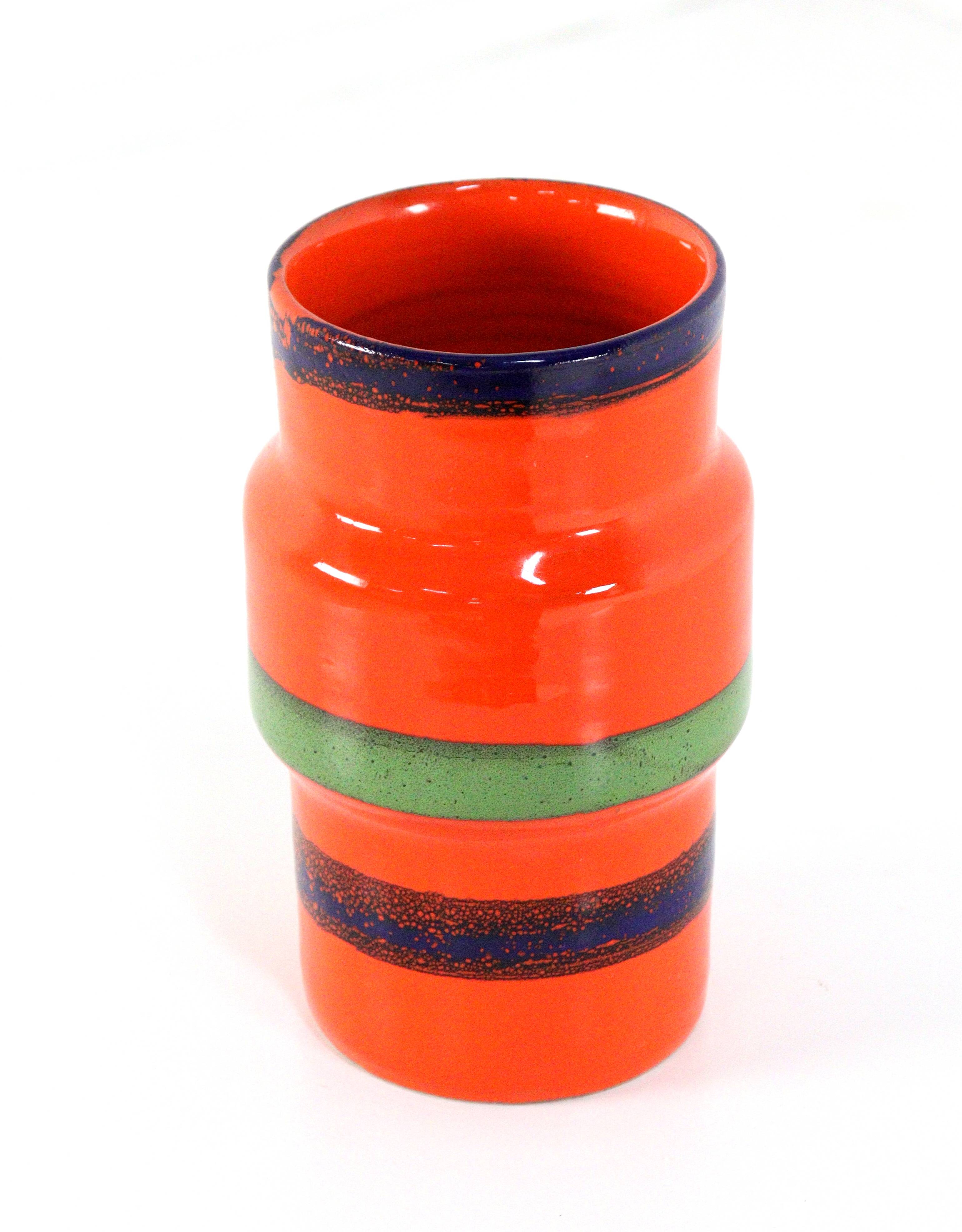 Vase vintage aux couleurs vives