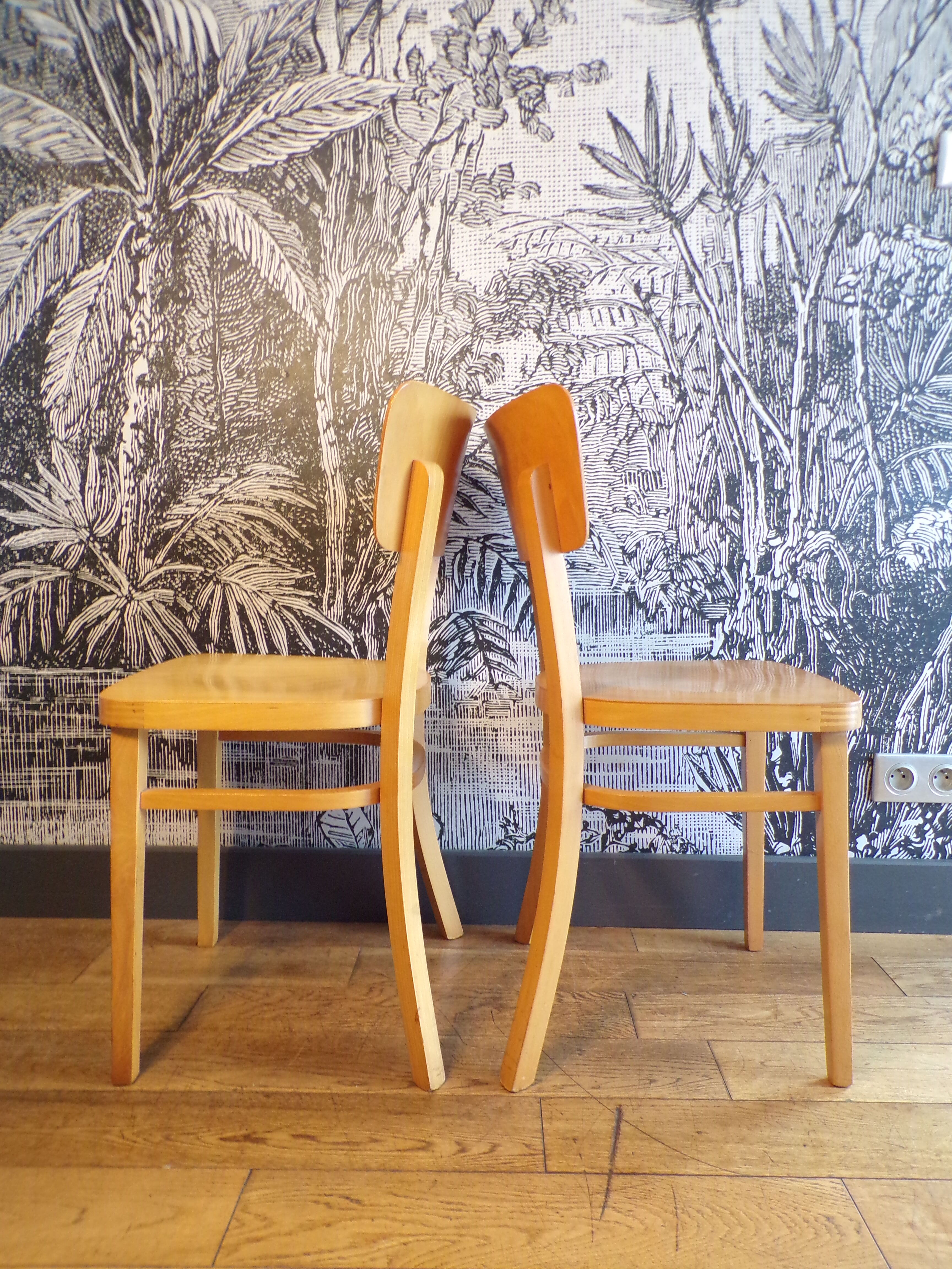 Paire de chaises de bistrot vintage