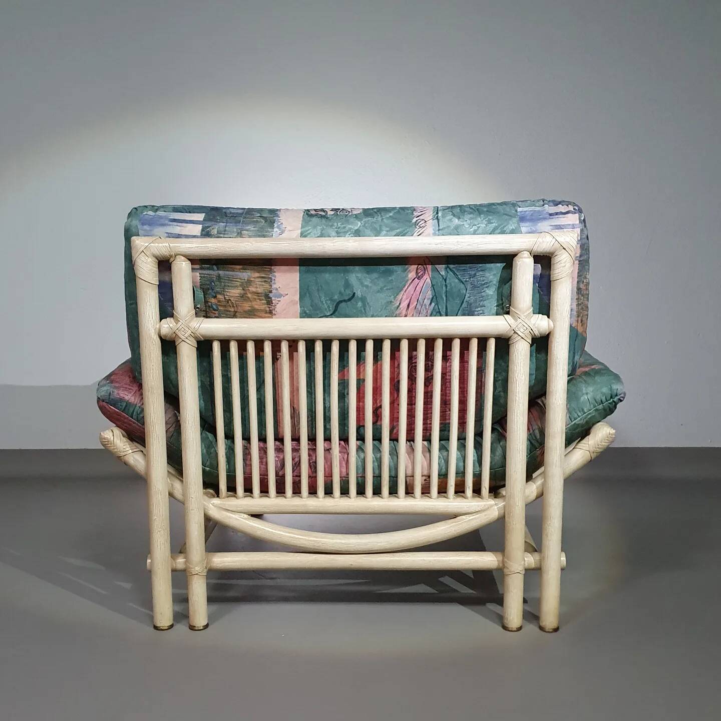 Large bamboo / rattan love seat 80's