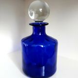 Blue decorative bottle bottle