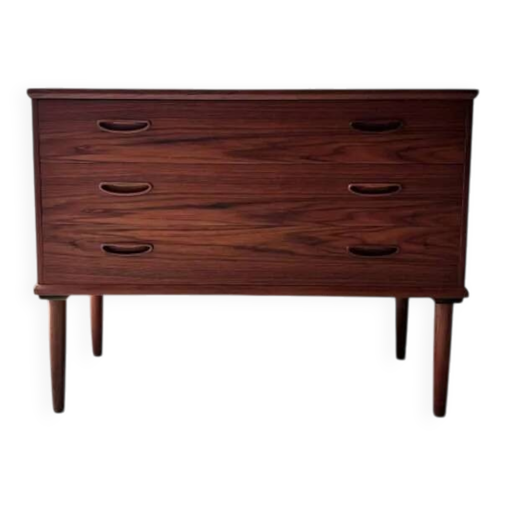 Commode en teck entièrement rénovée au design vintage des années 1960.