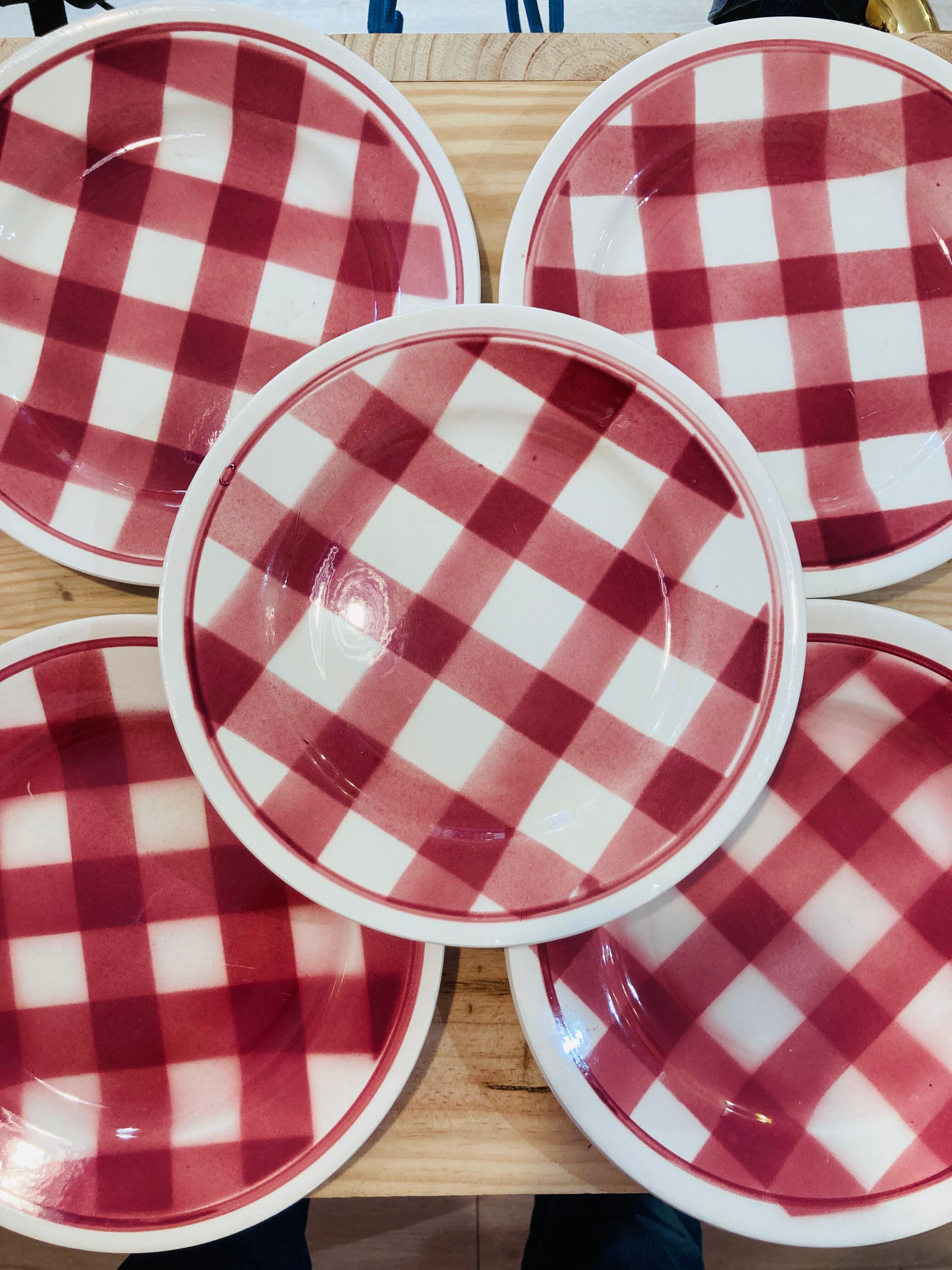 X5 small red checkered plates - Faiencerie new spirit -france-retro-vintage