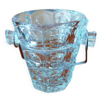 Ice bucket