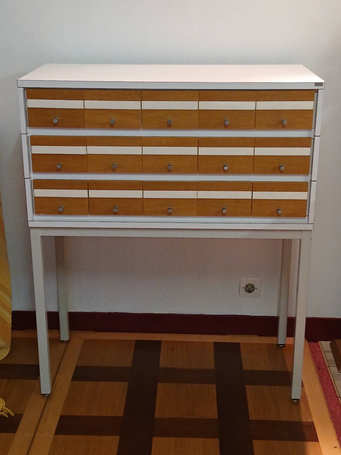 Meuble Borgeaud - Design Industriel & Bois - 15 Casiers