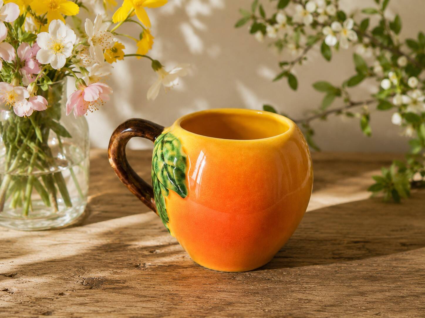 Mug with slip decoration