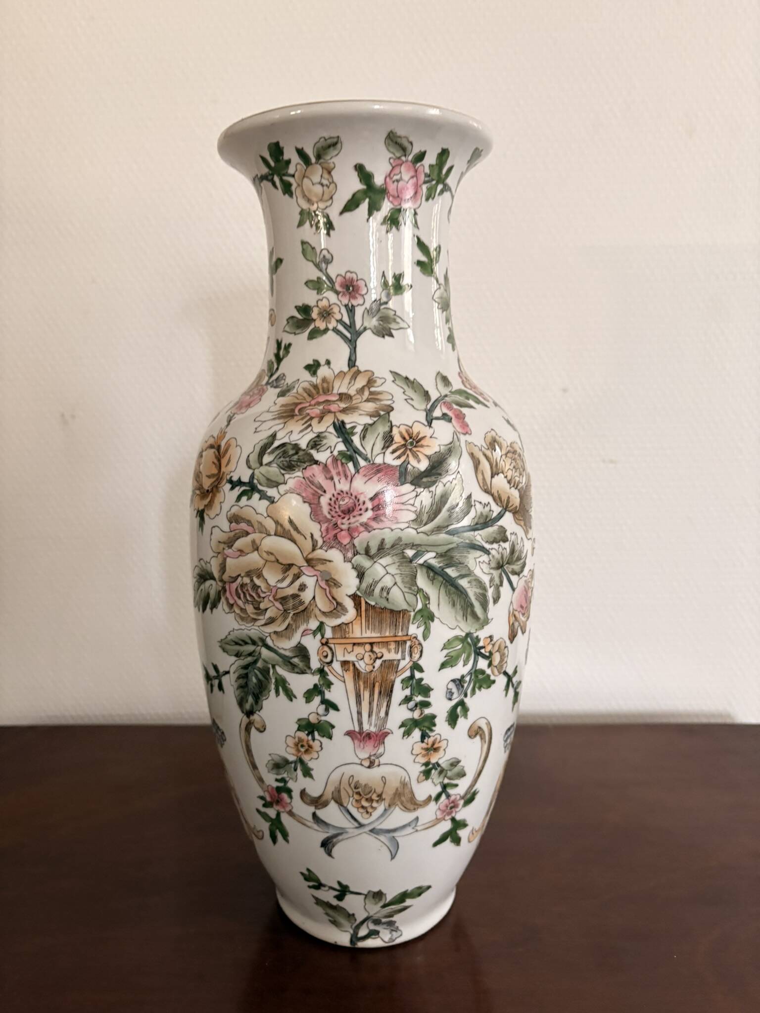 White Porcelain Vase Flowers China Famille Rose Peony Lotus Qianlong
