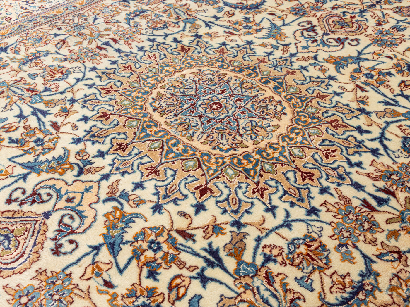 1960s nain carpet, 295 x 410