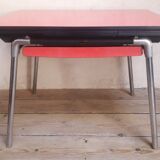 Table manufactured by Lafa formica extendable