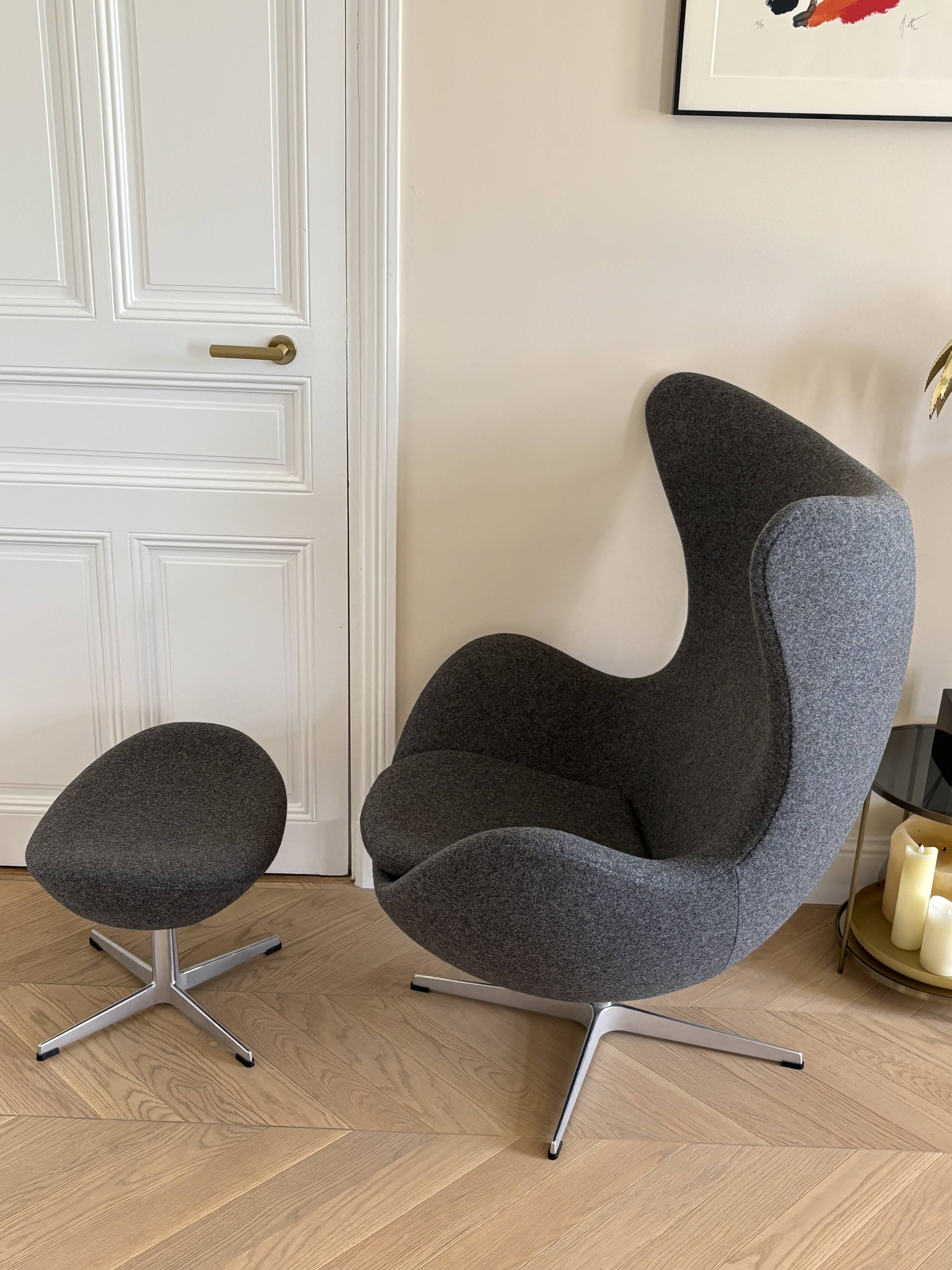 Egg Chair and Ottoman - Fritz Hansen