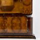 Buffet vitré asymétrique Art Déco en noyer et palissandre - 1925-1939