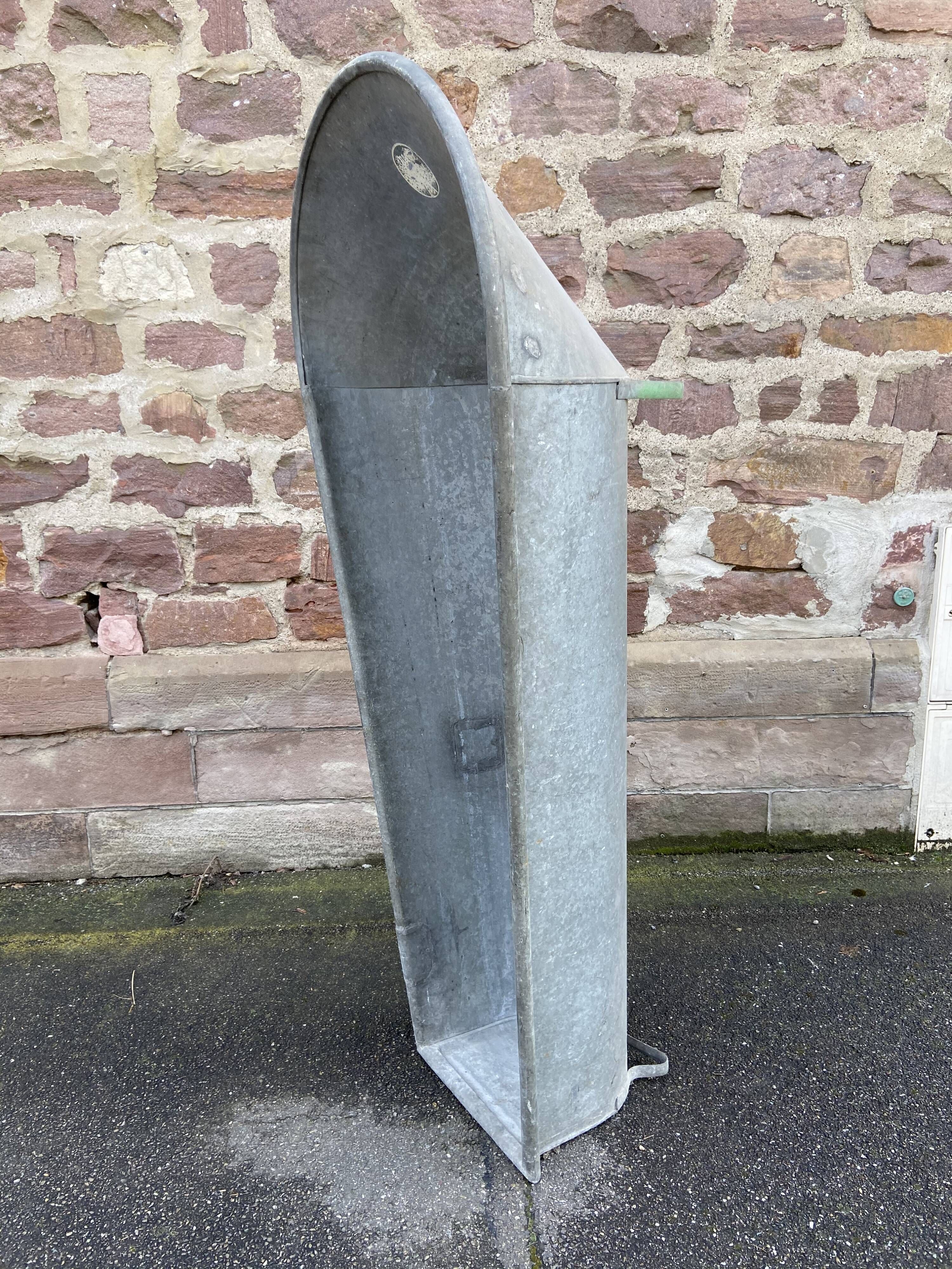 Vintage 1940 zinc galvanise adult bathtub