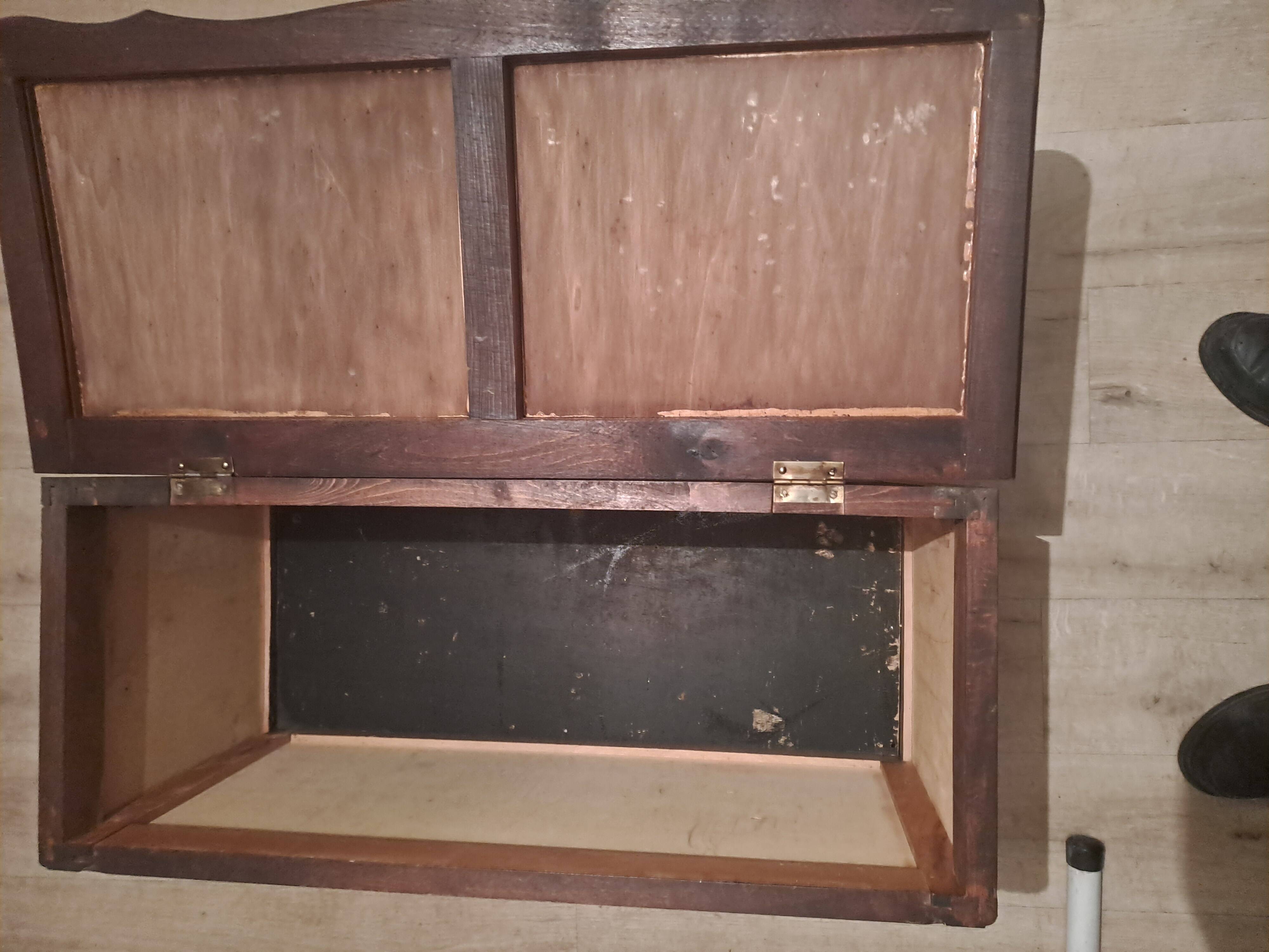Storage chest