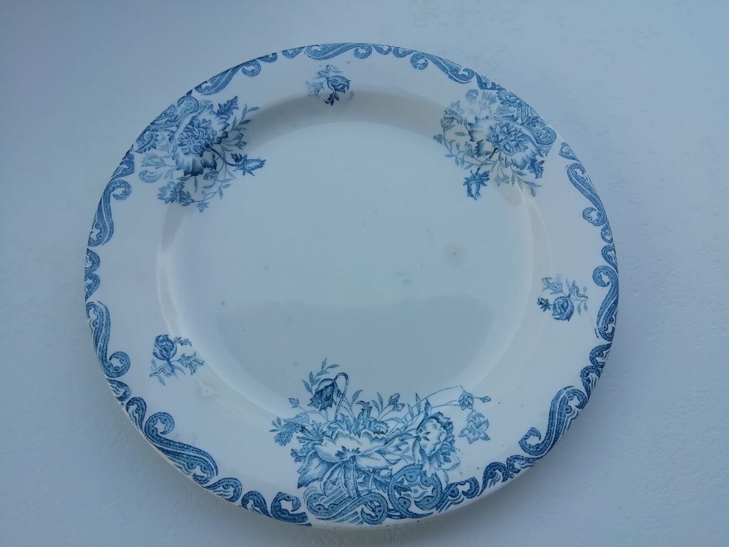 Clairefontaine iron earth dish