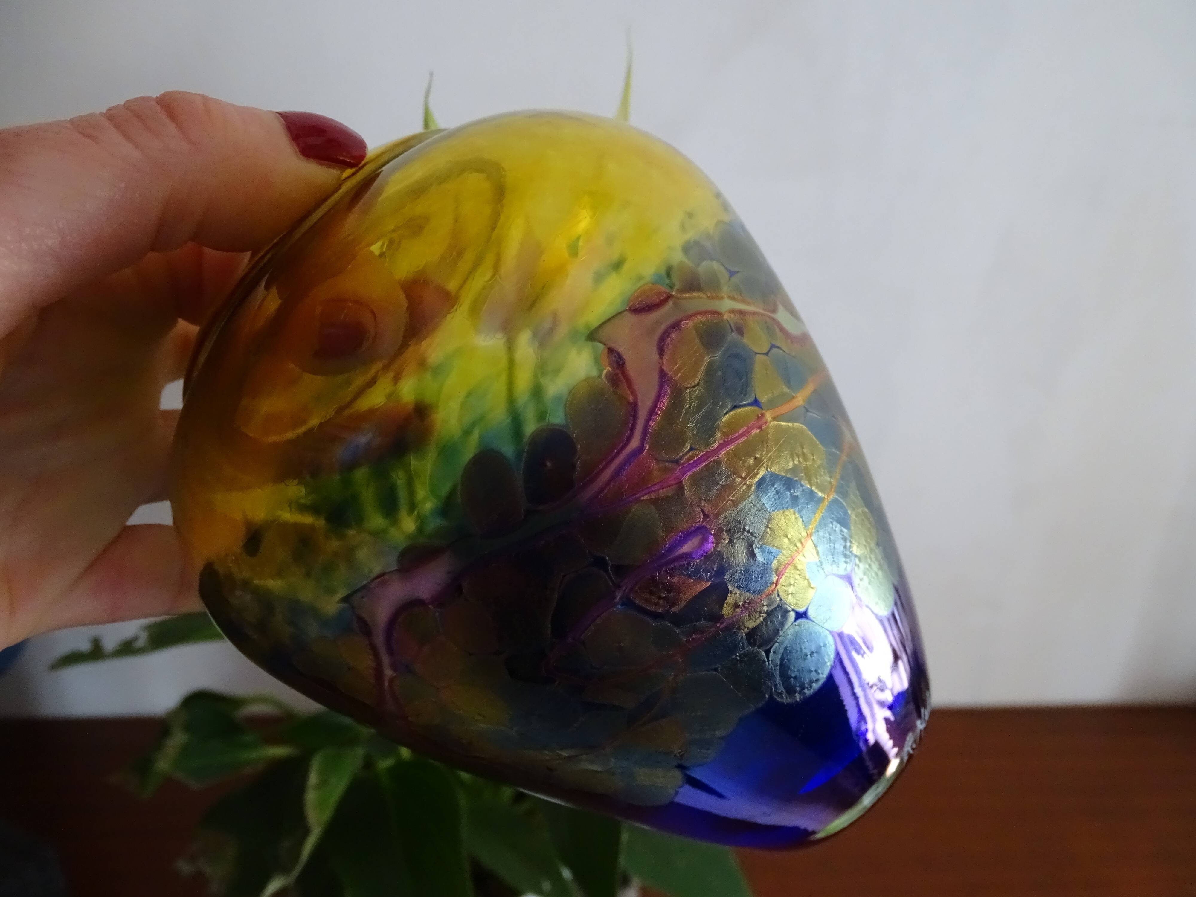 Multicoloured iridescent glass vase and cobalt blue Canada Robert Held signed