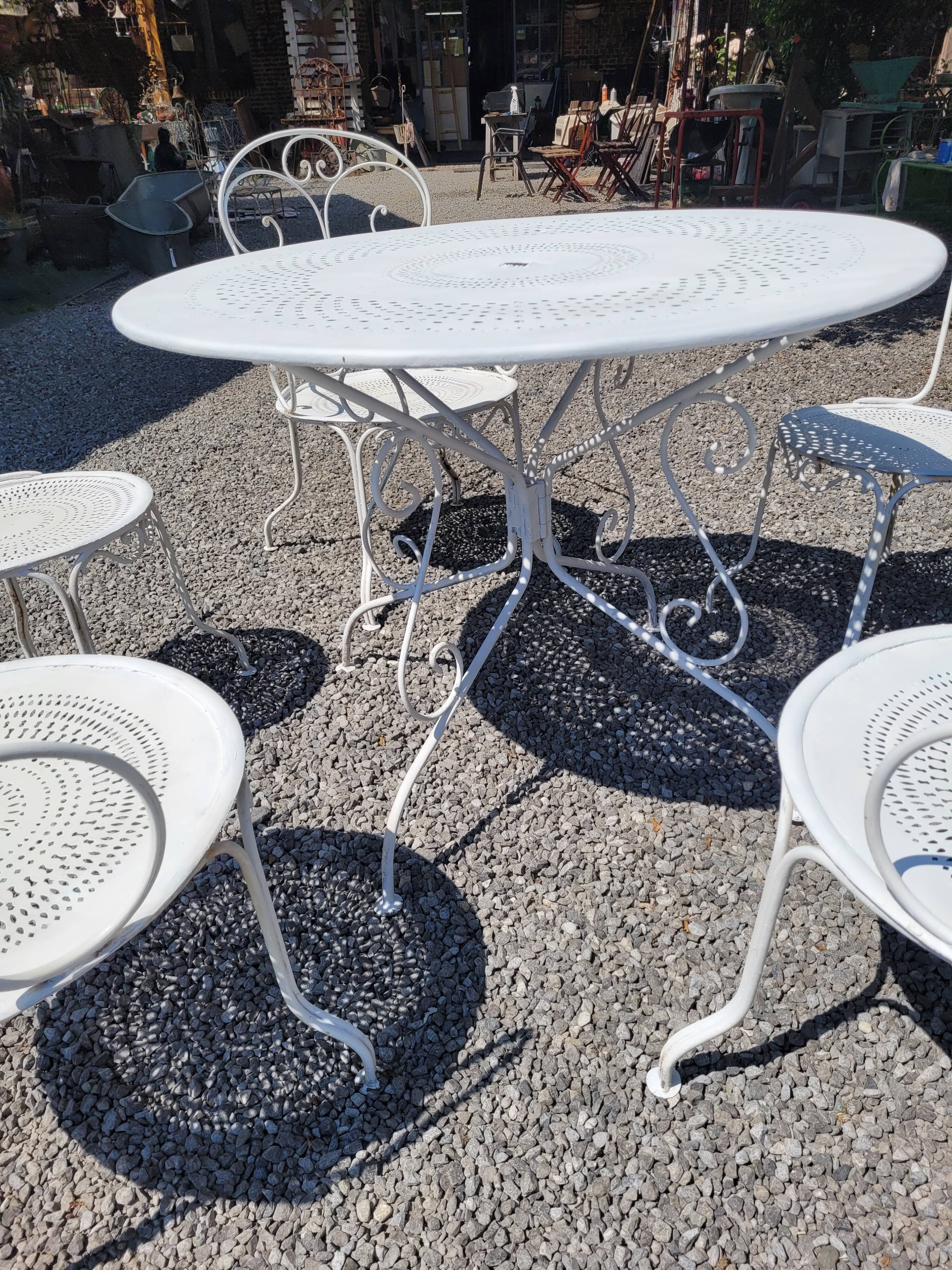 Old wrought iron garden furniture 3 armchairs + 2 chairs