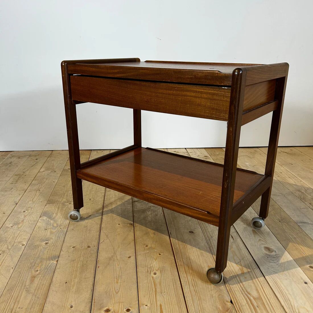 Chariot de bar danois en teck, années 1960