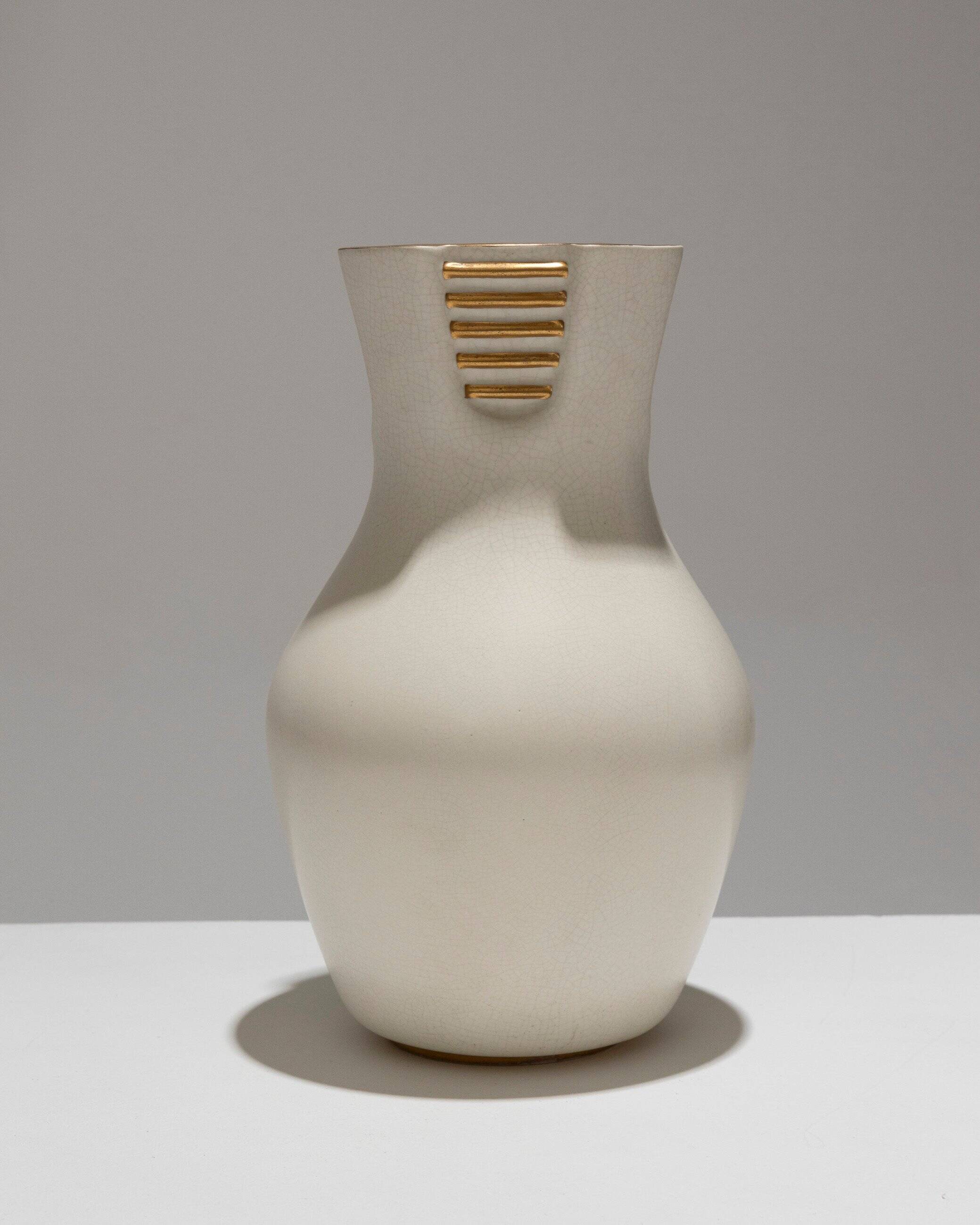 White earthenware vase, richard-ginori, 1940s