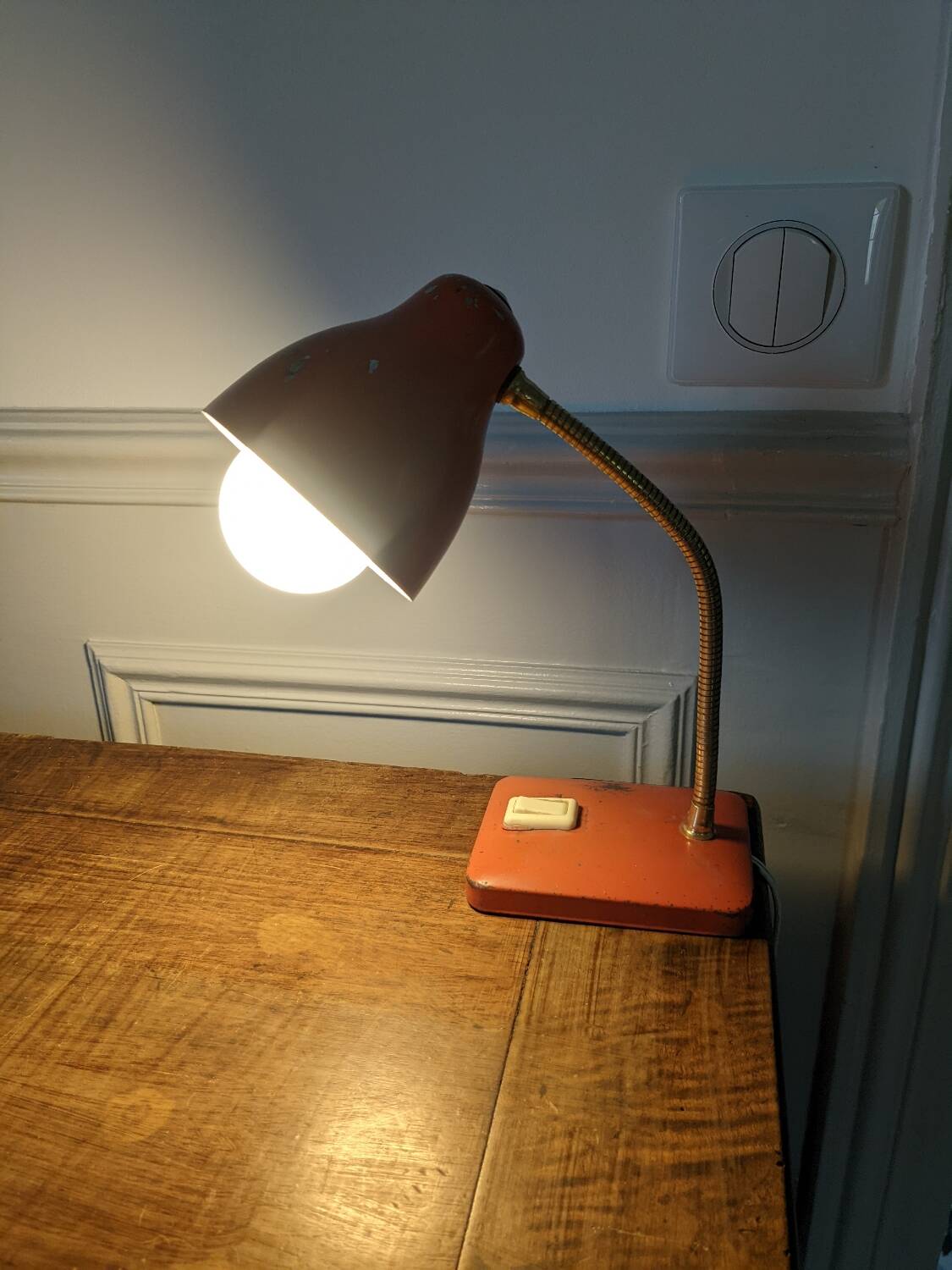 Vintage desk lamp