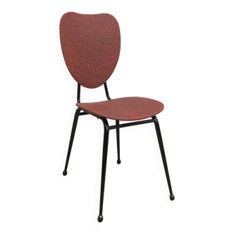 Chaise vintage 70 en métal laqué noir et vinyl rouge atypique
