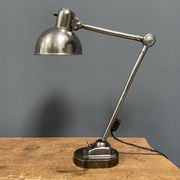 Lampe de table d’atelier Kaiser idell modèle 6726 polie des années 1930