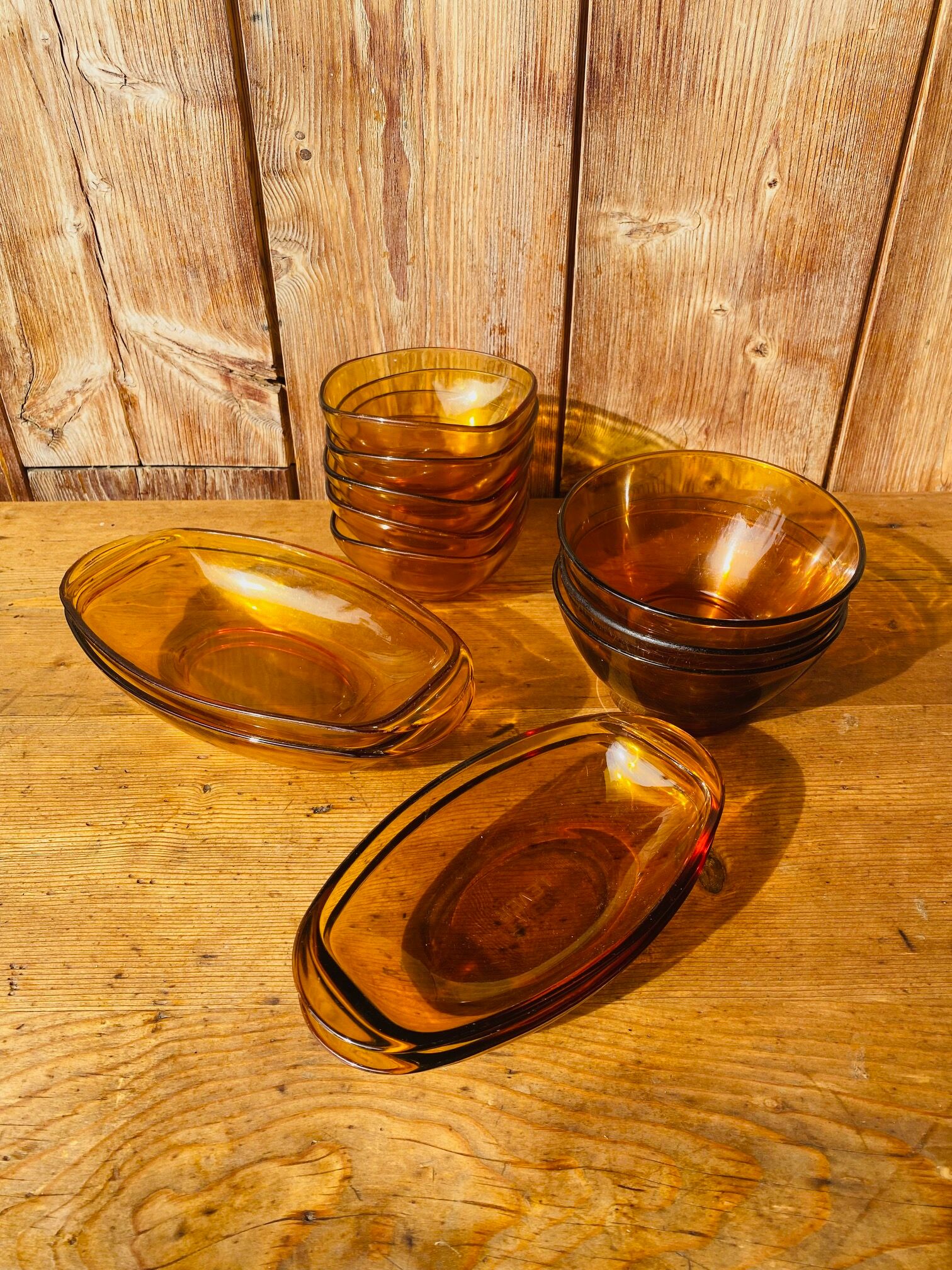 Set of amber brown Vereco bowl