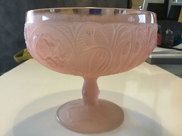 Coupe à fruits, compotier Pâte de verre rose Art Déco