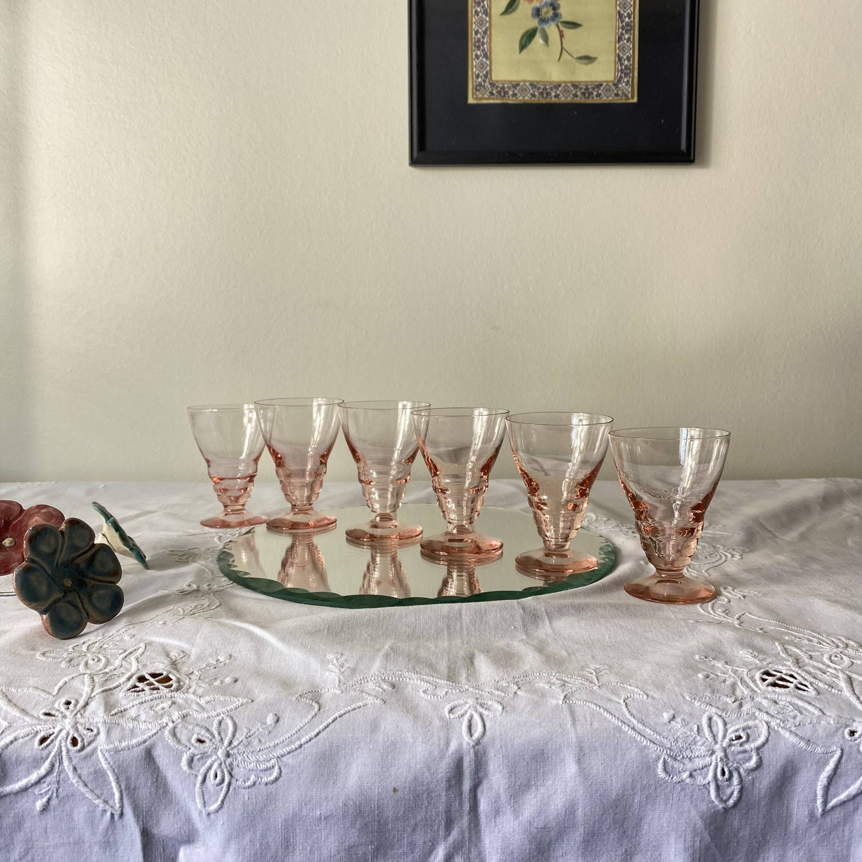 6 small Art Deco pink glasses 6 cl