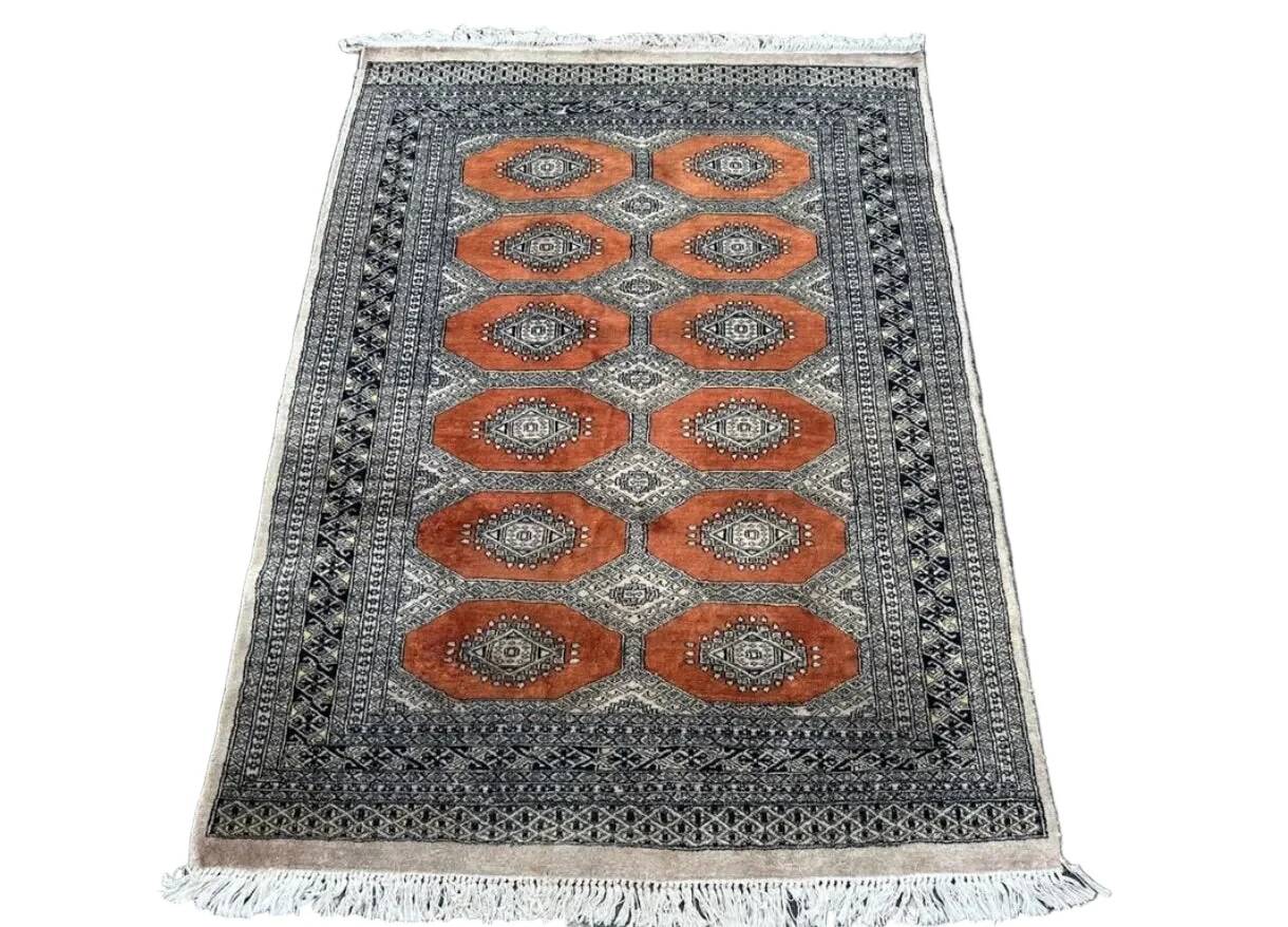 Handmade Pakistani rug 180cm x 130cm
