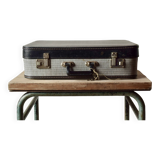 Old cardboard suitcase with its two keys