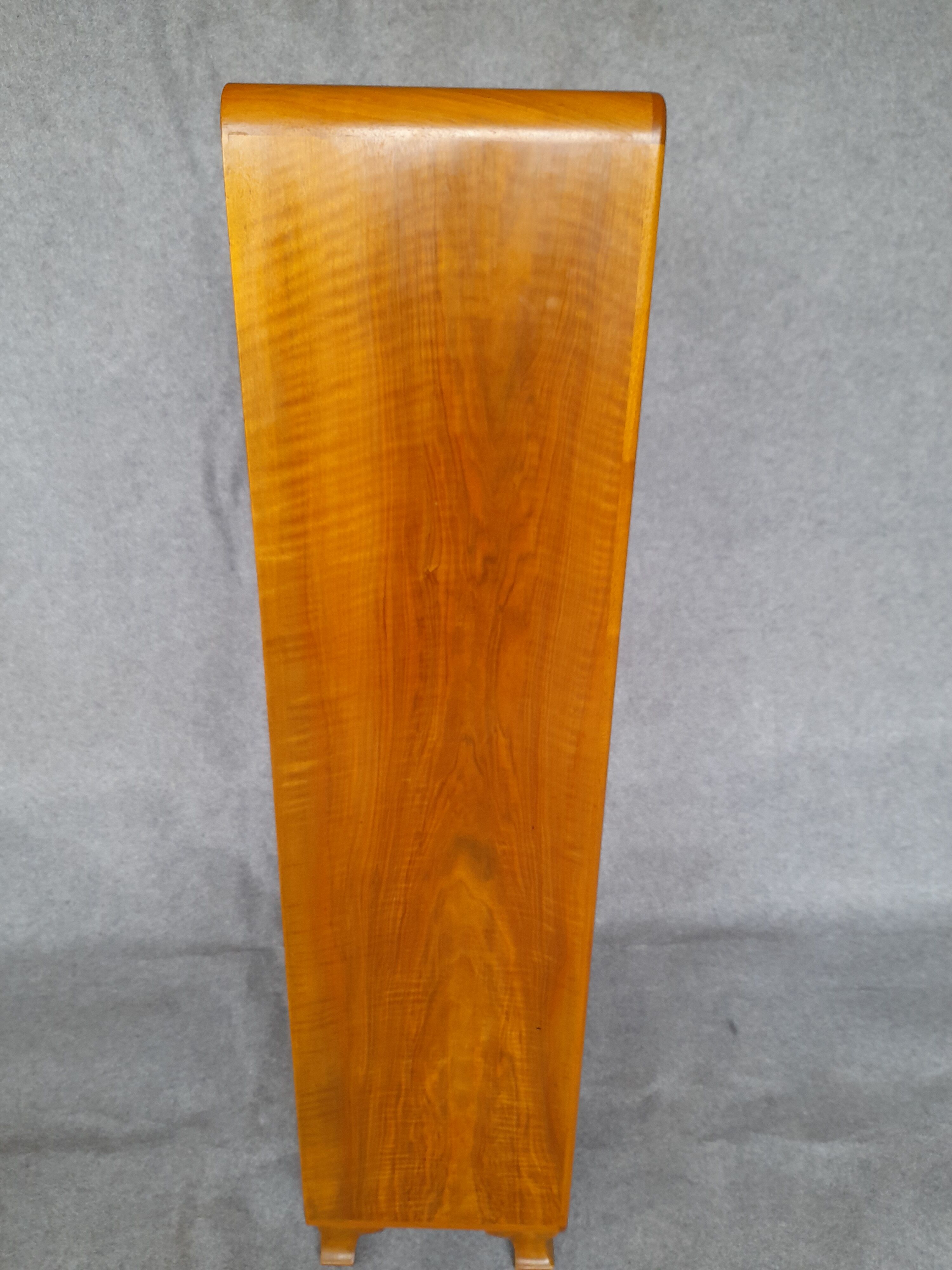 Art Deco secretary in walnut and walnut bramble