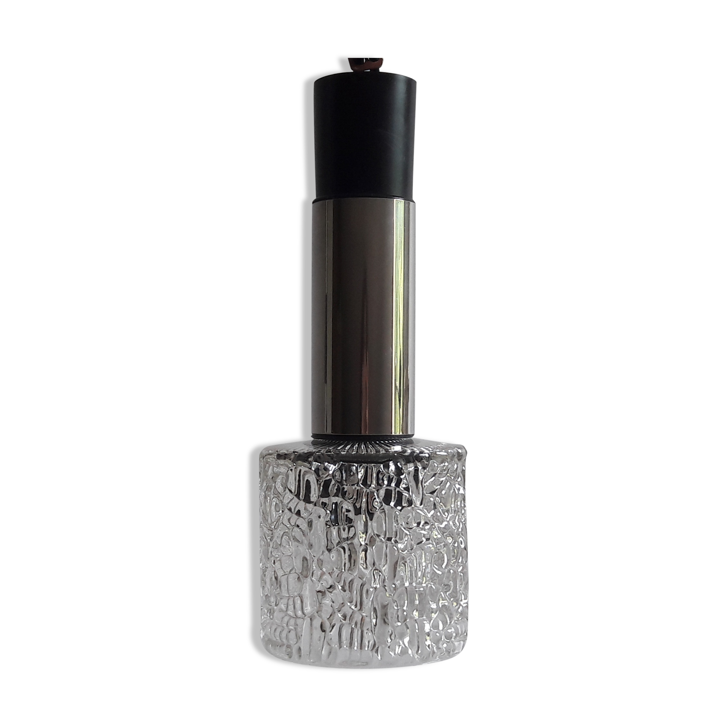 Suspension  chrome et verre