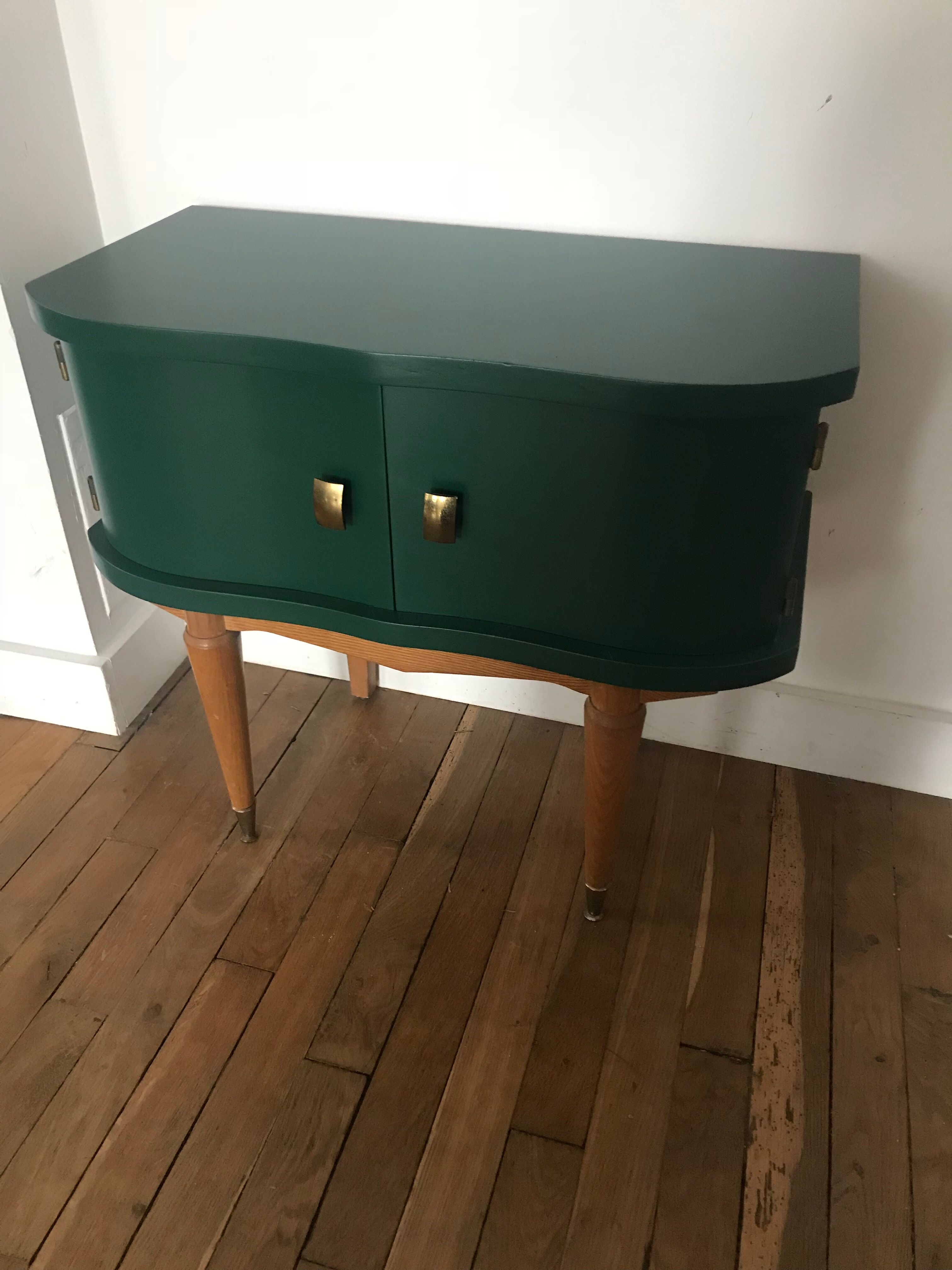 Paire de tables de chevet