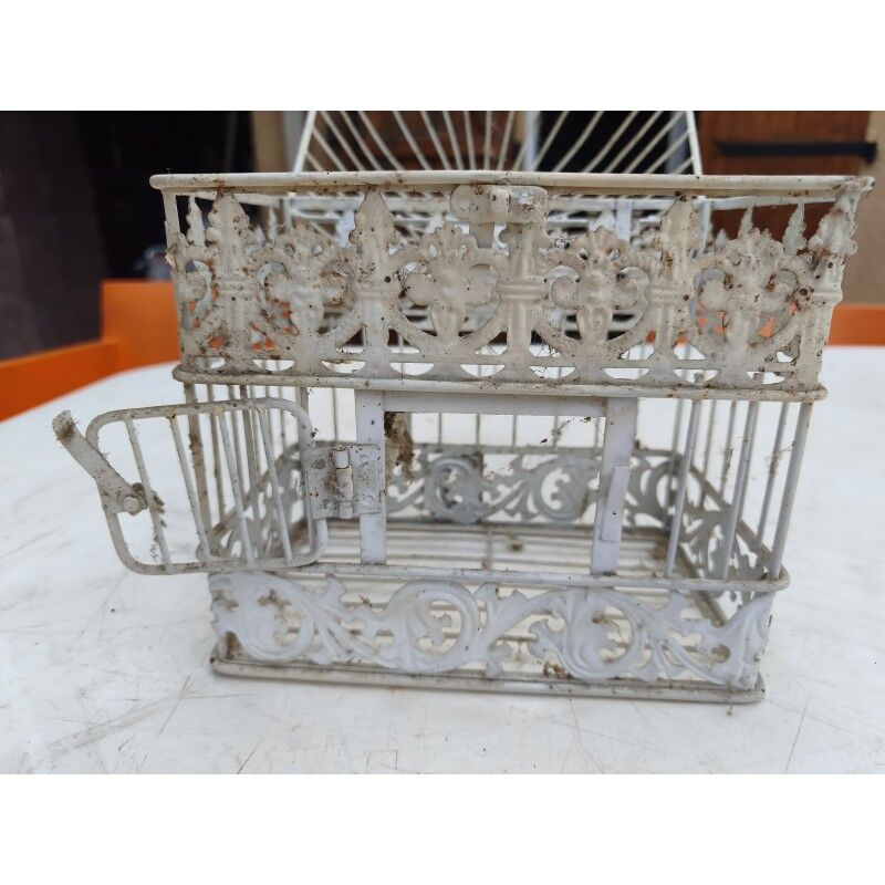 Cage à oiseaux en fer forgé