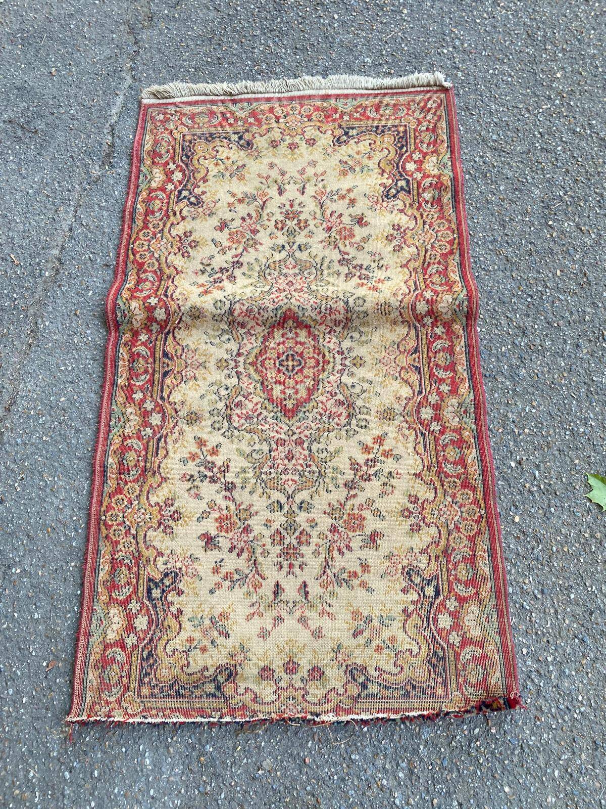 Vintage Persian wool rug in burgundy red 70x130cm