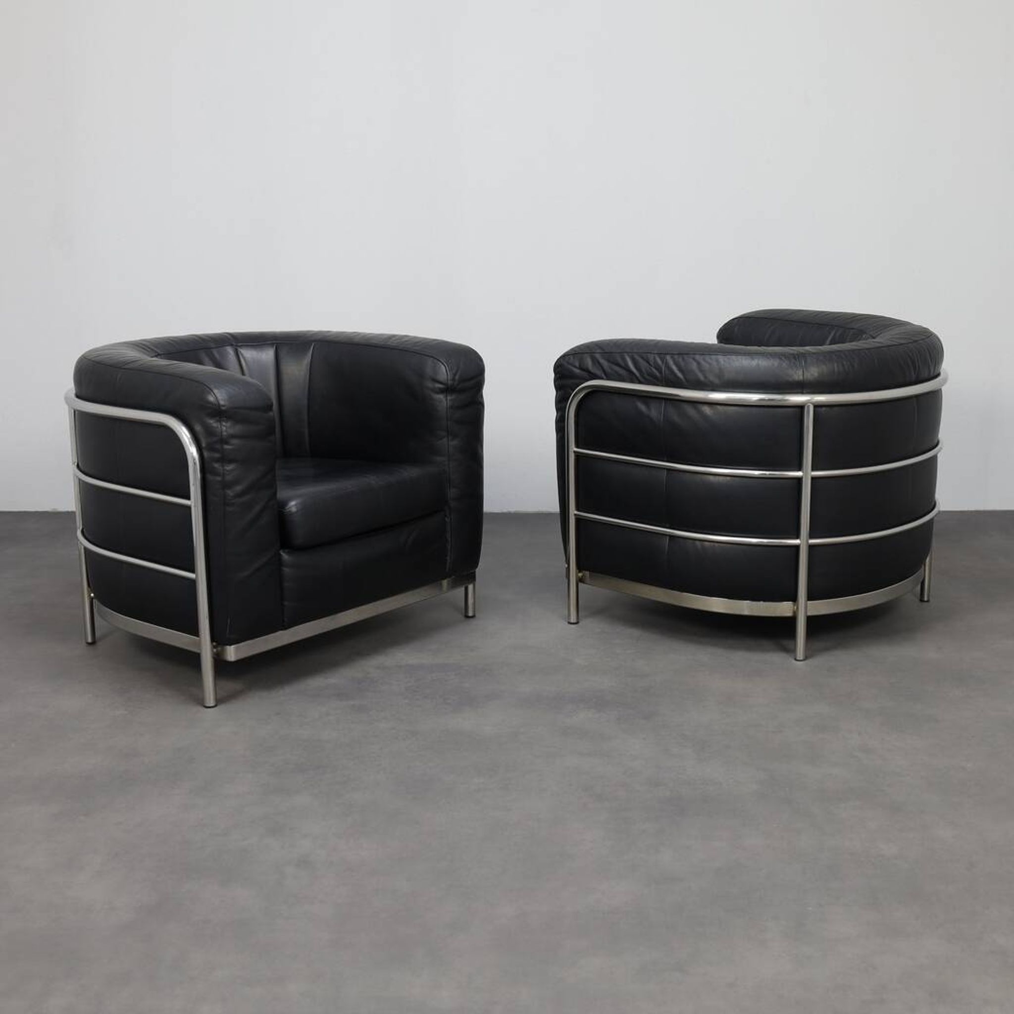 Set of 2 Onda Lounge Chairs by Zanotta, Italy, 1980s