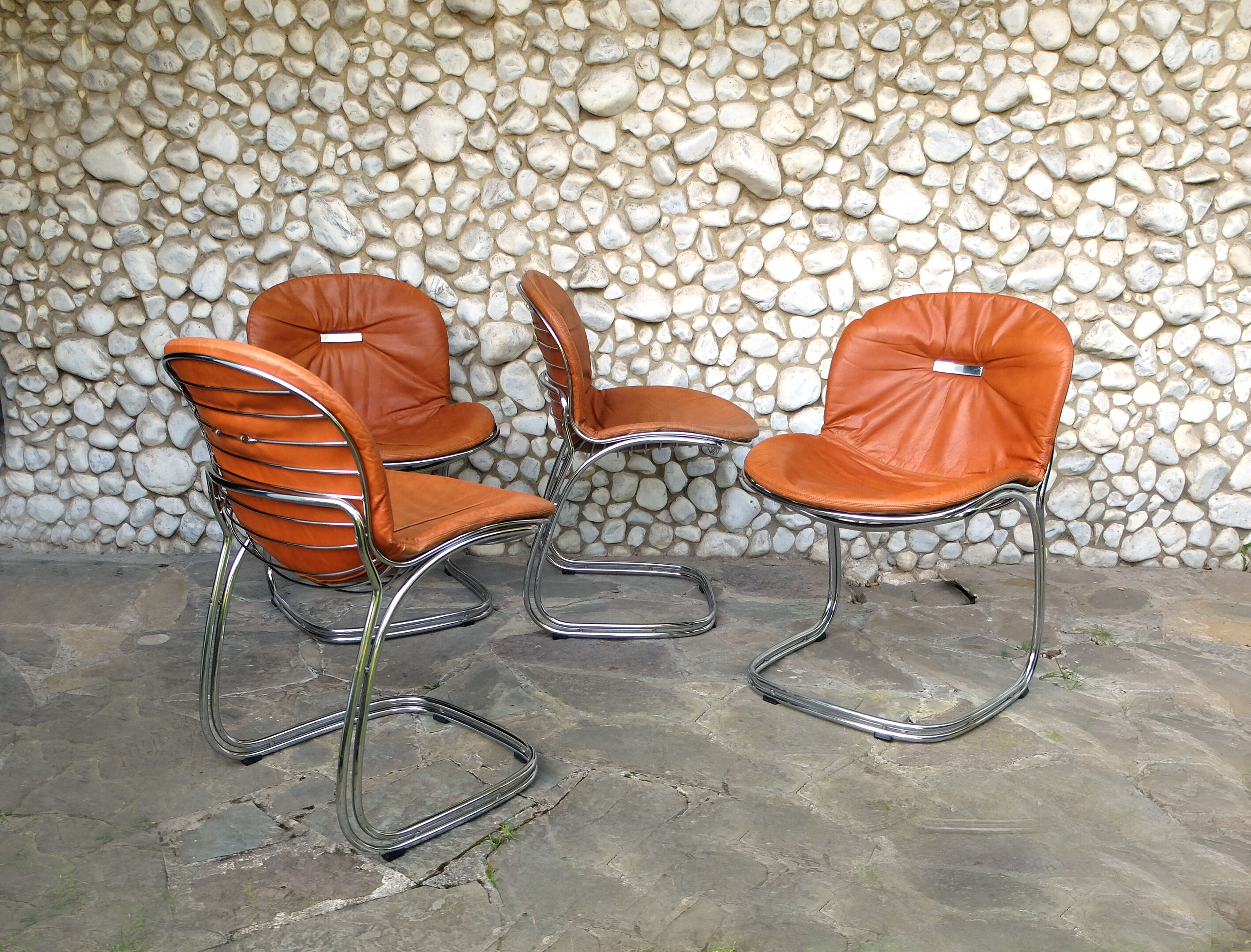 Seérie of 4 chairs Sabrina design Gastone Rinaldi for Rima, tawny leather, 1970