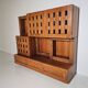 Buffet Plato en bois de noyer massif par Ferdinando Meccani, 1969