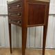 Table, chiffonnière en acajou