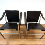 Paire de fauteuils LC1 Le Corbusier