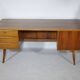 Bureau de direction en noyer, années 1960